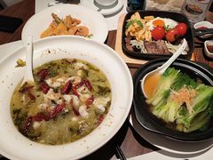 -港丽餐厅(杭大店)
