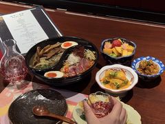 -肉魁屋·烧肉·烧鸟·酒场(高新店)