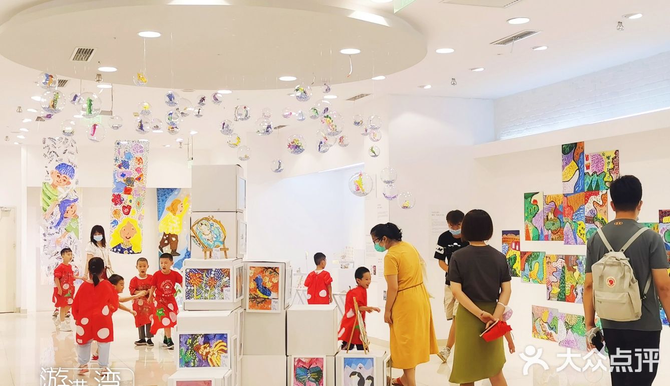 未来艺术家•作品展 开幕啦！！