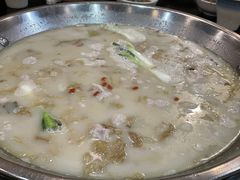 -老来福·非遗酸汤兔(凯旋路店)