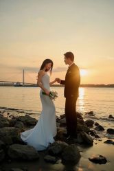 -雪中彩影婚纱摄影·微光艺术中心