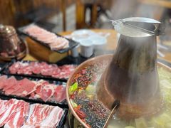 -果松木炭酸菜铜火锅·外婆参鸡汤