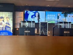 -瑞幸咖啡(凯德龙之梦莘庄店)