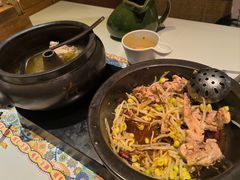 -云海肴·汽锅鸡·云南菜(天山百盛优客店)