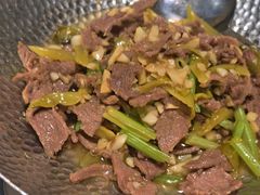 -绿草地·湘菜(7mall店)