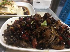 -吴记口味馆