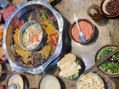 -正南齊北重庆老火锅(光华村直营店)