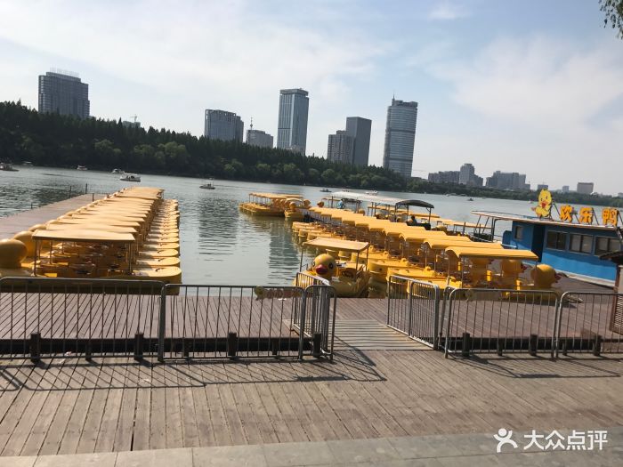 南京玄武湖水上乐园图片