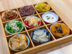 -轻蔬不用等·素食(江苏路店)