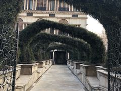 门面-伯衡55·吉品轩(乌鲁木齐南路店)