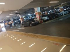 -万象城-停车场