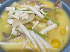 -泓历皇朝酒店(东亭店)