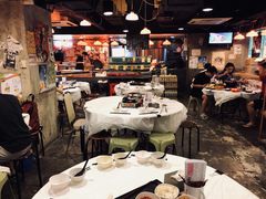 大堂-鲜入围煮花胶鸡海鲜火锅