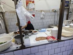 -高师傅特色米粉汤包(建设路店)