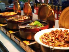 -四囍码头海鲜烧烤自助火锅(外滩南京东路悦荟广场店)