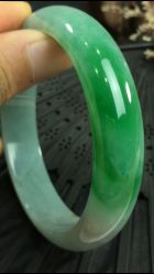 -北京七彩云南翡翠珠宝旗舰店(月坛店)