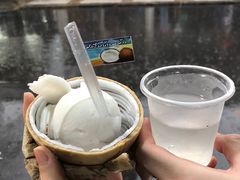 -席娜卡琳火车铁道夜市