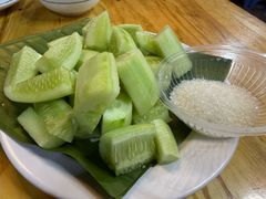 黄瓜沾白糖-杨合林啊兰烤鱼