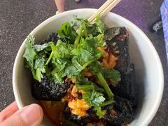 -黑色经典臭豆腐·湖南特产(步行街店)