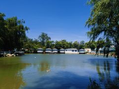 -金庭庄园酒店-停车场