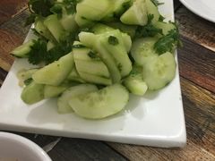 -烁佳海鲜大馅饺子