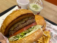 -The Habit Burger Grill 哈比特汉堡(爱琴海店)