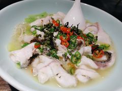 鲜青花椒鱼-港丽餐厅