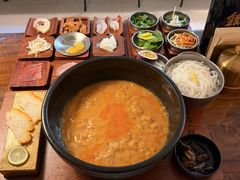 -银米·云南传统过桥米线(双廊黑金冠店)