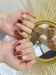 -花系美·美甲美睫精品店