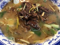 -何太太馄饨面铺(大浒东苑店)