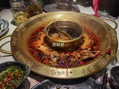 -哥老官重庆美蛙鱼头(龙湖杭州金沙天街店)