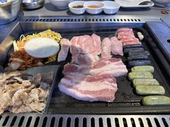 -香猪坊(远洋未来店)