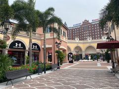 -佛罗伦萨小镇广佛名品奥特莱斯(疏港路店)