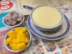 -广信牛奶甜品世家(台东店)