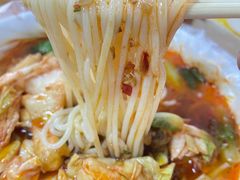 -二钢串叔麻辣烫(华龙大厦店)