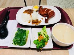 -了凡油鸡饭·面(台北101店)