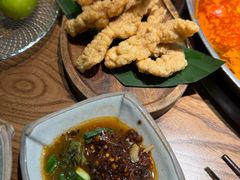 -野山舂·贵州现舂酸汤火锅(鸿通城店)