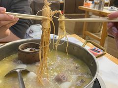 -朴小妹人参鸡汤火锅(长白山万达店)