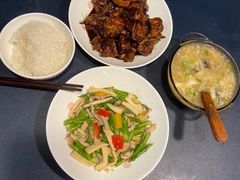 -苏州雏渐肥月嫂