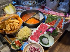 -热火朝天鲜切牛肉火锅(南强街巷店)
