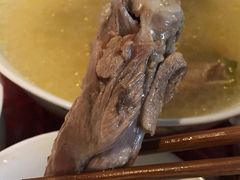 -爱的果实月嫂育婴师(世纪东方店)