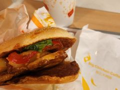 麦麦咔滋脆鸡腿堡-麦当劳(无锡永乐店)