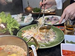 -得意咚瓜·顺德鱼生·冬瓜火锅(深圳首店)