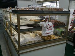 面包甜点陈列柜-爱德顺糕点食屋(利民道店)