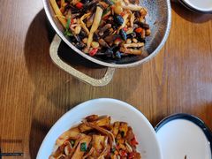 -八碗湘长沙市井菜(坡子街店)