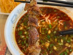 -陇上全荟兰州传统牛肉面(延吉路店)