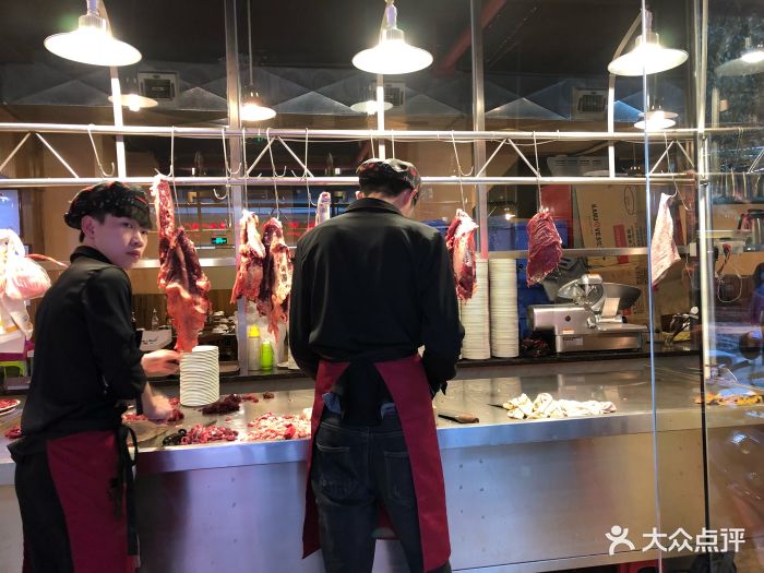 八合里海记牛肉店(八合里总店)切肉明档图片 - 第1689张