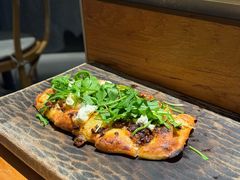 麻婆牛肉芝麻菜烤饼-SHAN山(前滩太古里店)