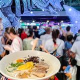 大连也能吃到榴莲拉面了!还能看到巨熊北北!!