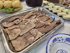 -王奋斗贵州酸汤牛肉火锅